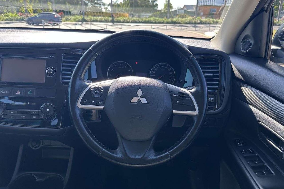 2014 Mitsubishi Outlander ES ZJ