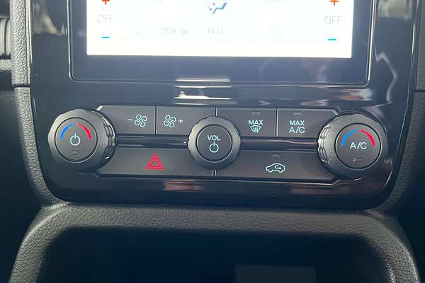 2024 Ford Everest Ambiente