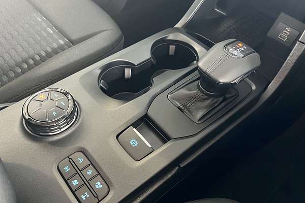 2024 Ford Everest Ambiente