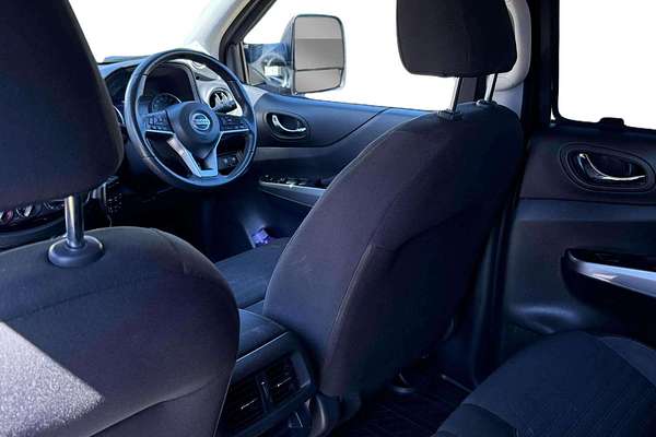 2021 Nissan Navara ST D23 4X4