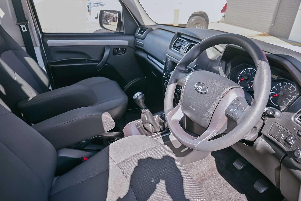 2022 Mahindra PIK-UP S6+ 4X4