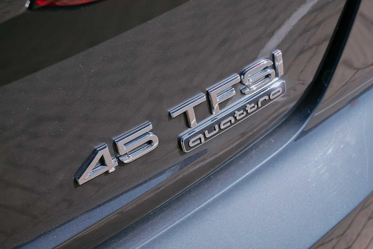 2019 Audi A4 45 TFSI S line B9