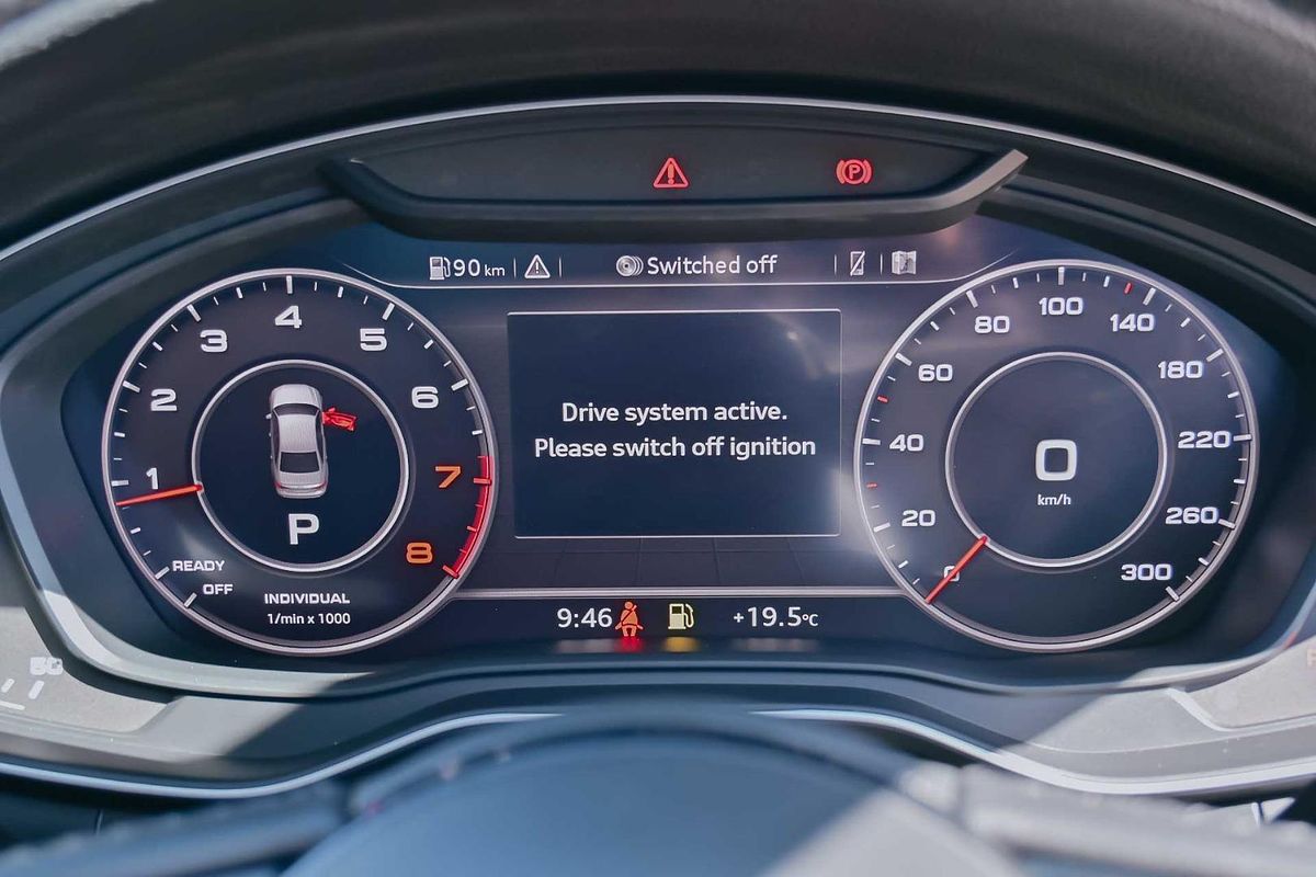 2019 Audi A4 45 TFSI S line B9