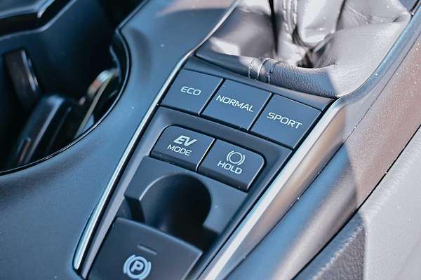 2021 Toyota Camry Ascent Sport AXVH70R