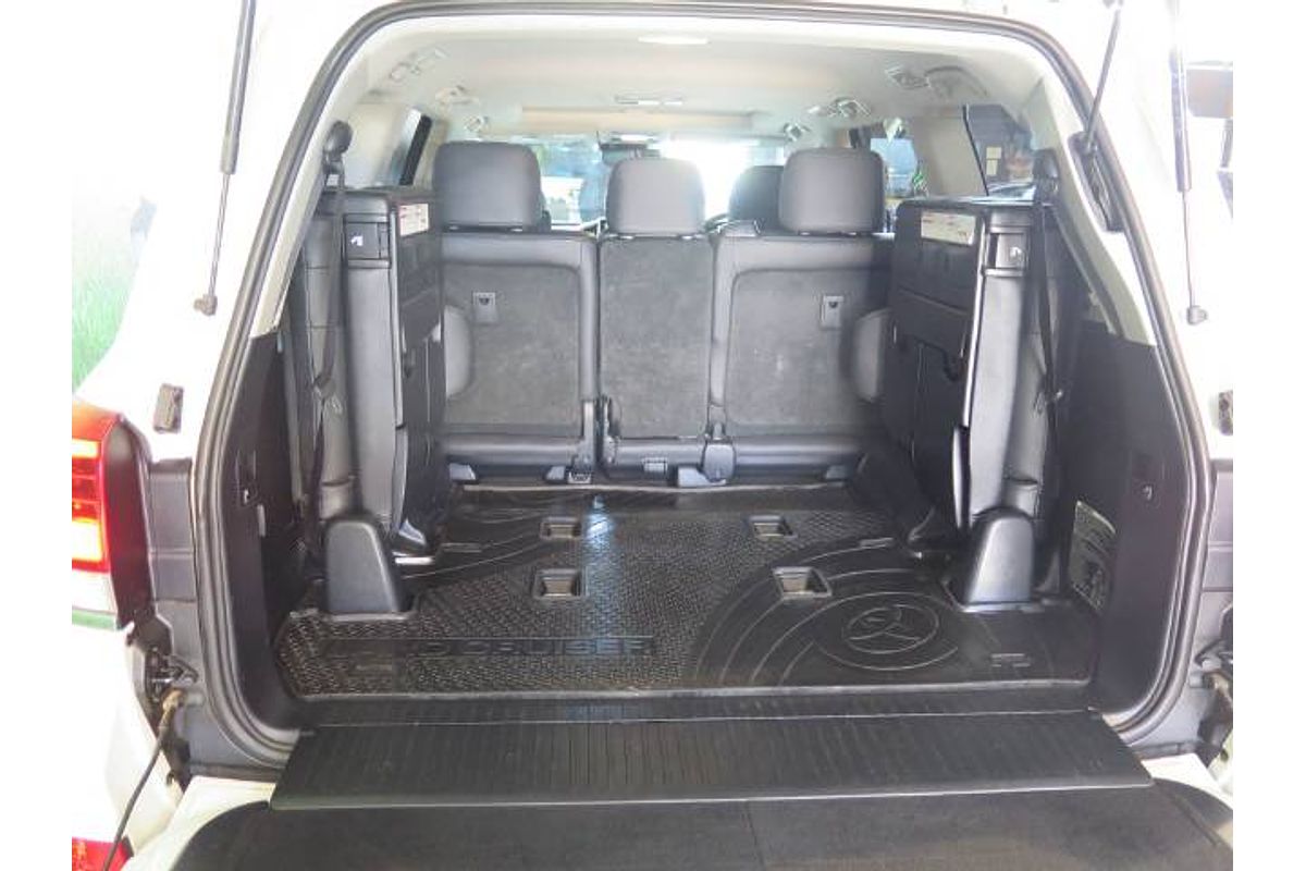 2018 Toyota LANDCRUISER SAHARA