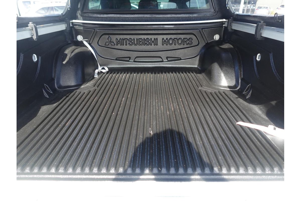 2014 Mitsubishi Triton GLX MN 4X4