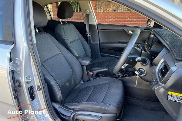 2017 Kia RIO S YB MY17