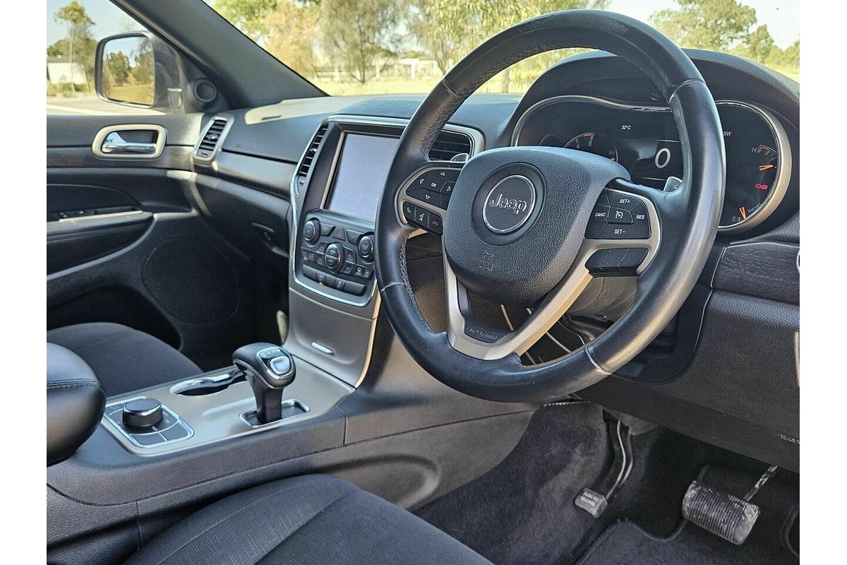2013 Jeep Grand Cherokee Laredo (4x4) WK MY14