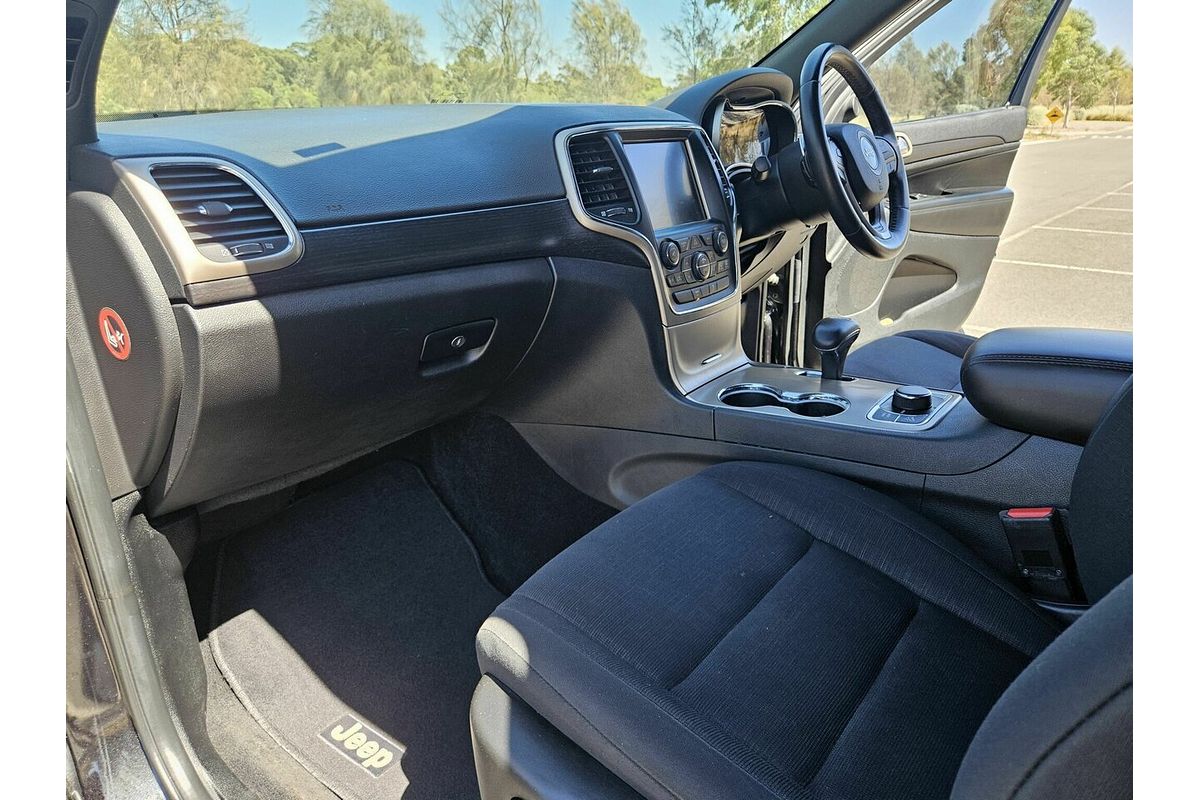 2013 Jeep Grand Cherokee Laredo (4x4) WK MY14