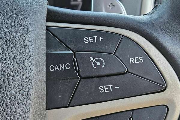 2013 Jeep Grand Cherokee Laredo (4x4) WK MY14