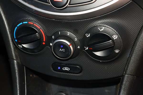 2017 Hyundai Accent Sport RB5