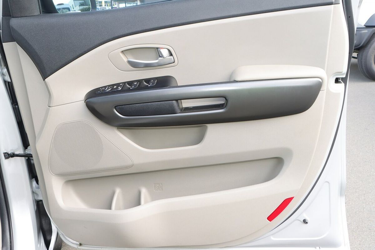 2020 Kia Carnival S YP