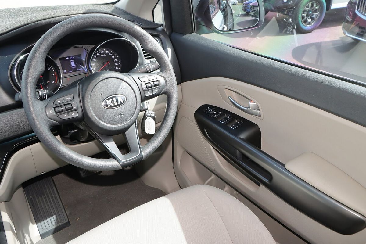 2020 Kia Carnival S YP