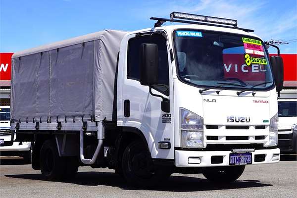 2014 Isuzu N Series NLR 200 4x2 SWB
