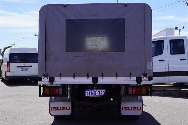 2014 Isuzu N Series NLR 200 4x2 SWB