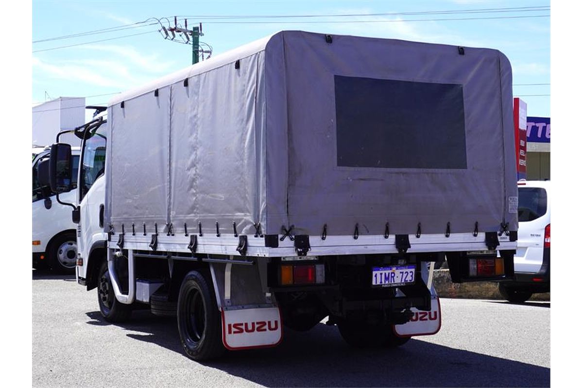 2014 Isuzu N Series NLR 200 4x2 SWB