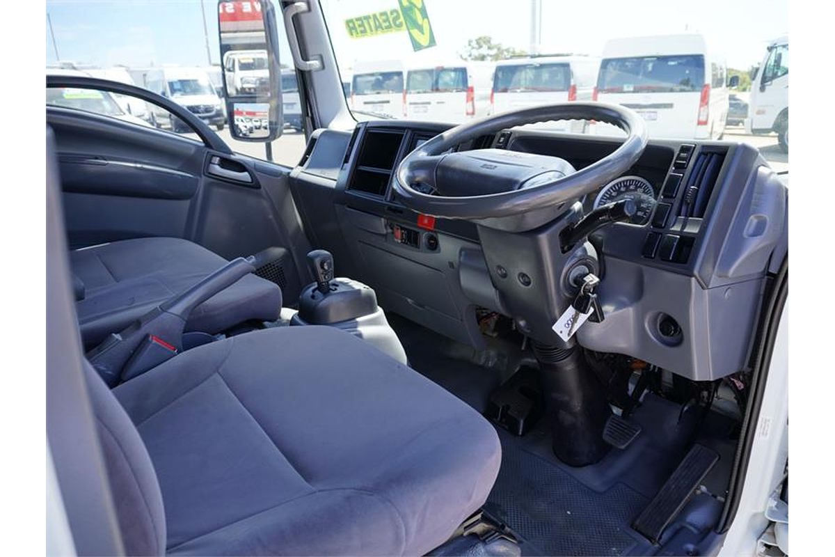 2014 Isuzu N Series NLR 200 4x2 SWB