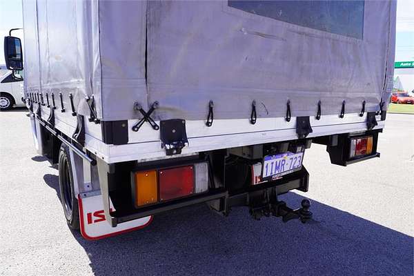 2014 Isuzu N Series NLR 200 4x2 SWB