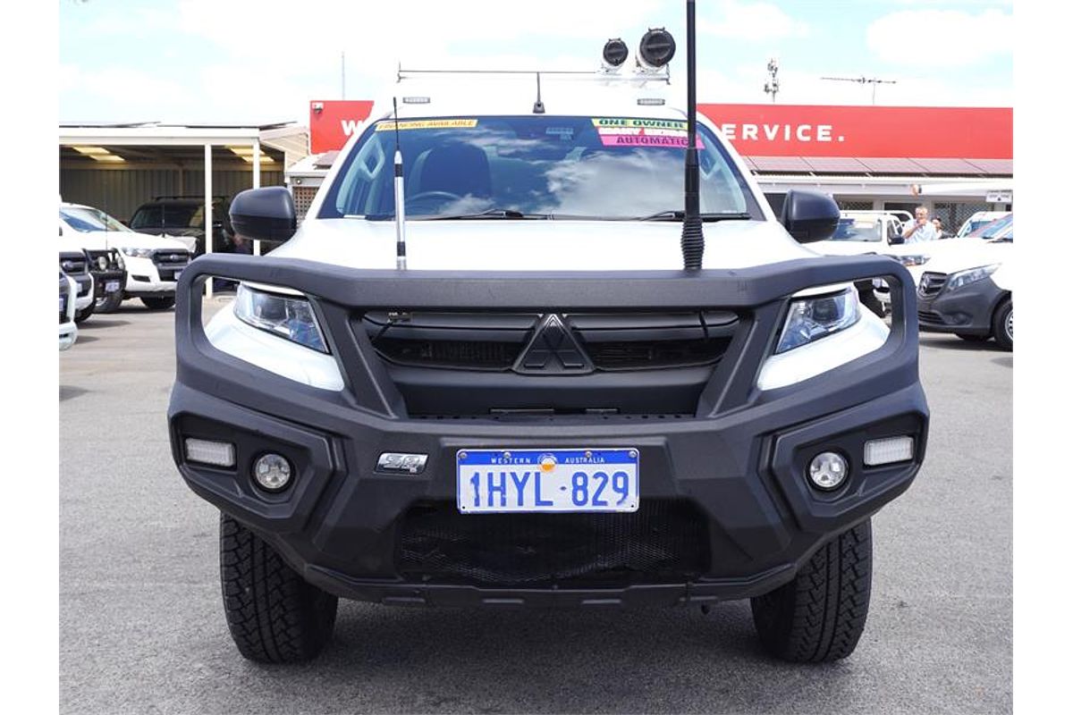 2020 Mitsubishi Triton GLX ADAS MR 4X4