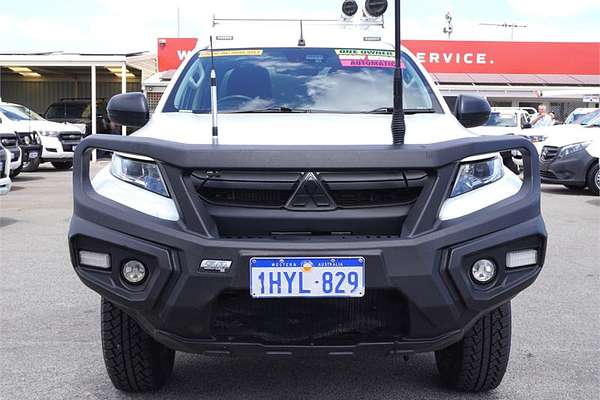 2020 Mitsubishi Triton GLX ADAS MR 4X4
