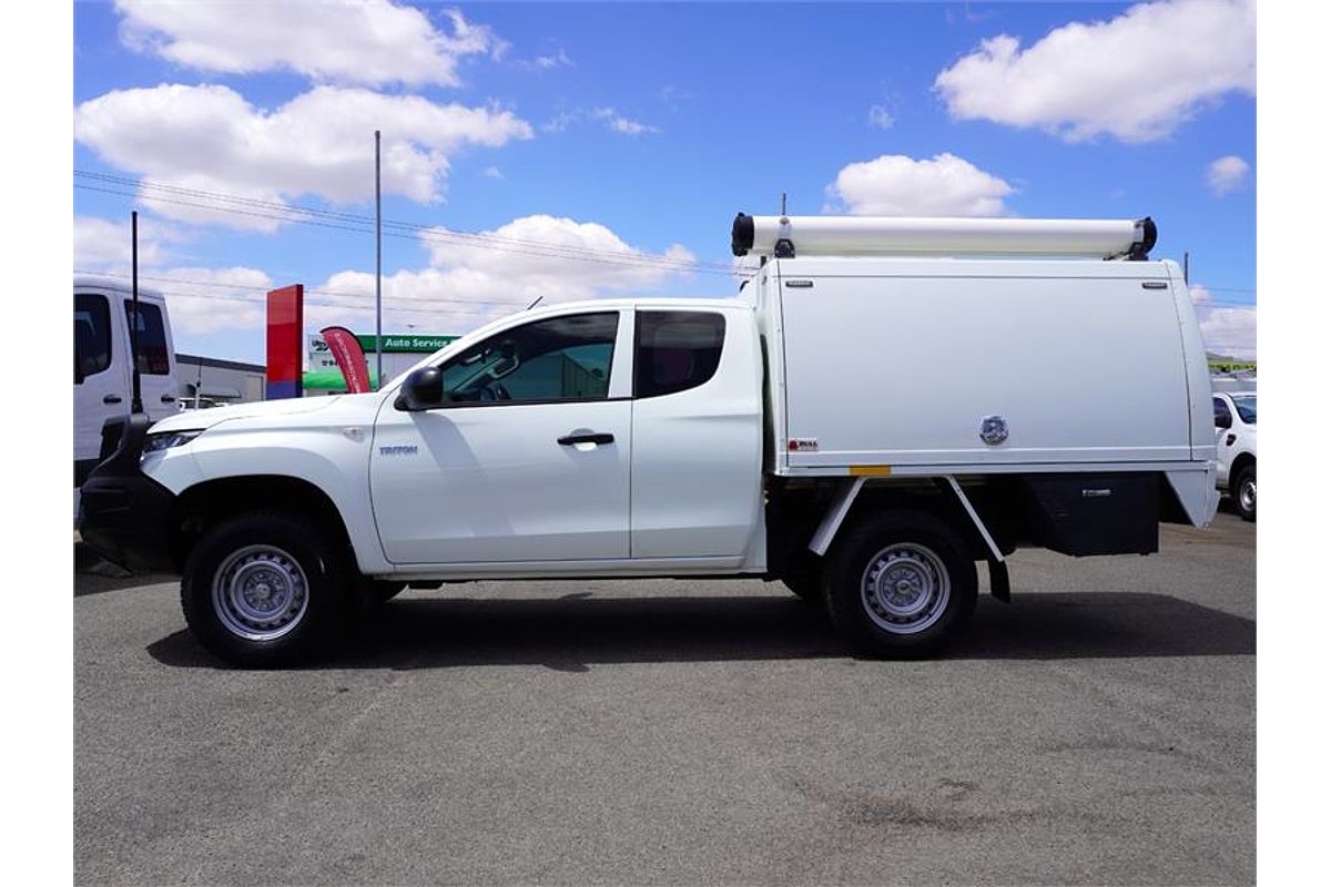 2020 Mitsubishi Triton GLX ADAS MR 4X4