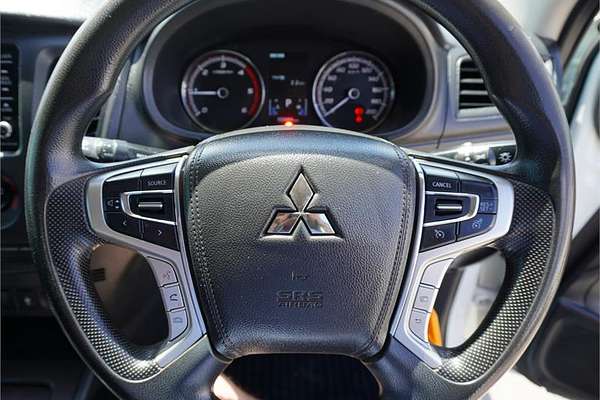 2020 Mitsubishi Triton GLX ADAS MR 4X4