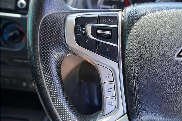 2020 Mitsubishi Triton GLX ADAS MR 4X4