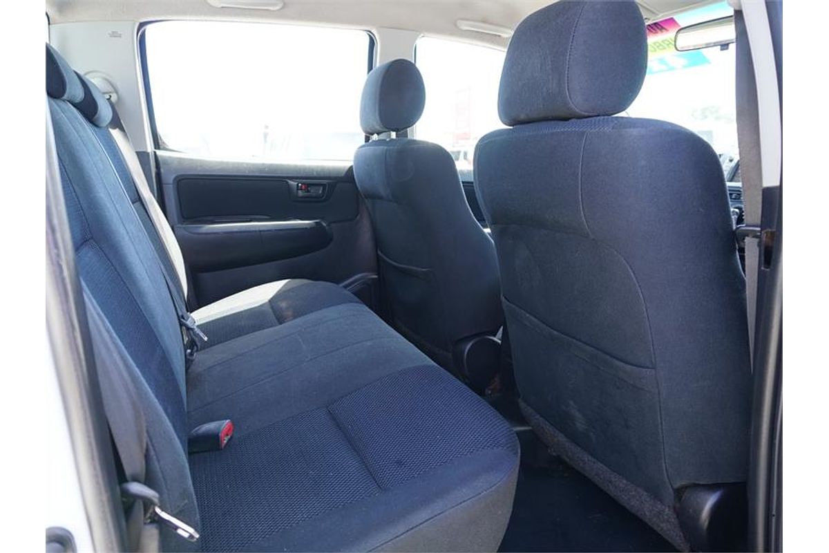 2014 Toyota Hilux SR KUN26R 4X4