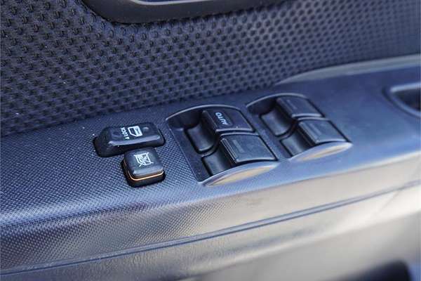 2014 Toyota Hilux SR KUN26R 4X4