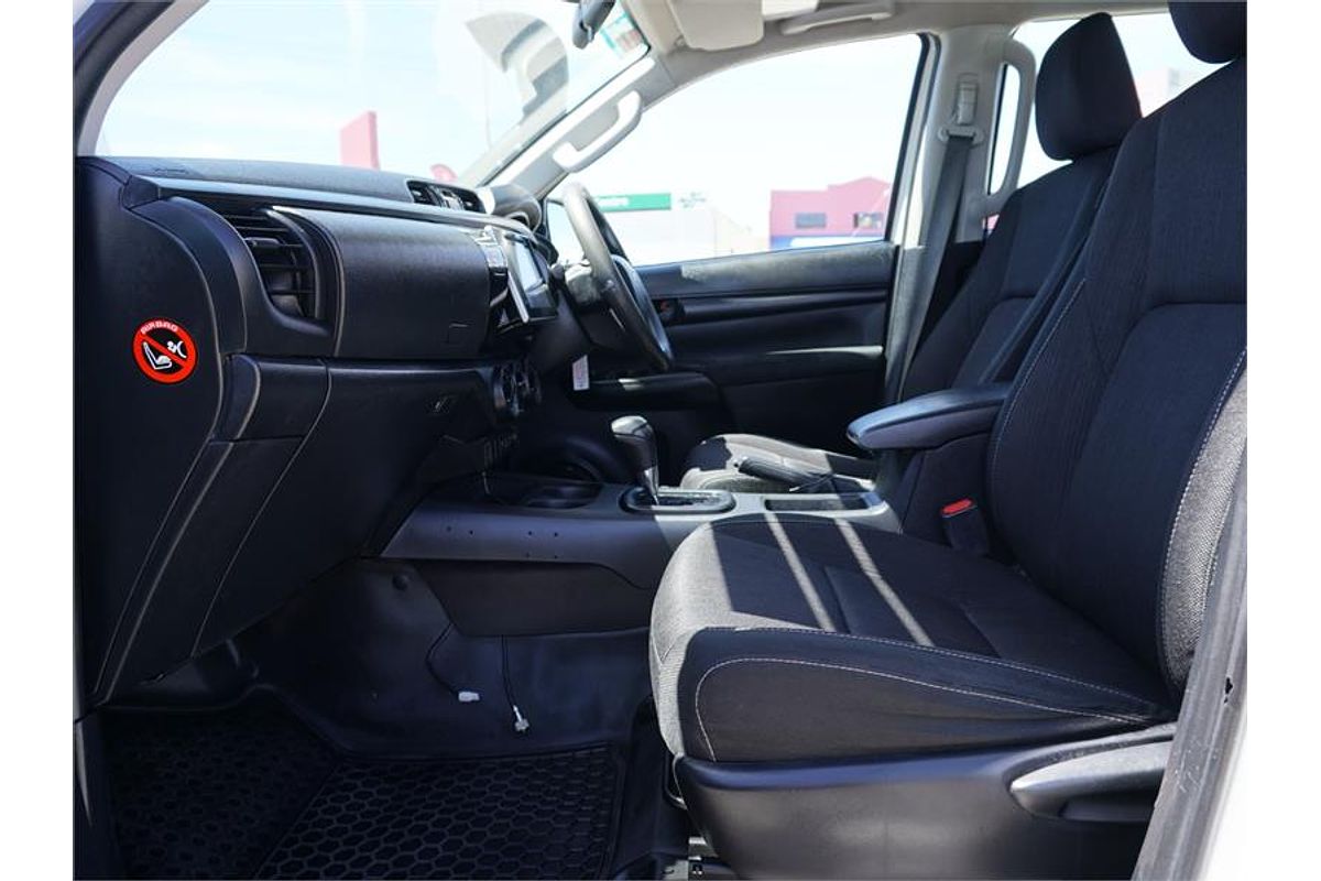 2018 Toyota Hilux SR GUN126R 4X4