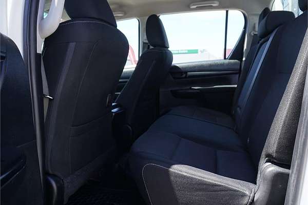 2018 Toyota Hilux SR GUN126R 4X4