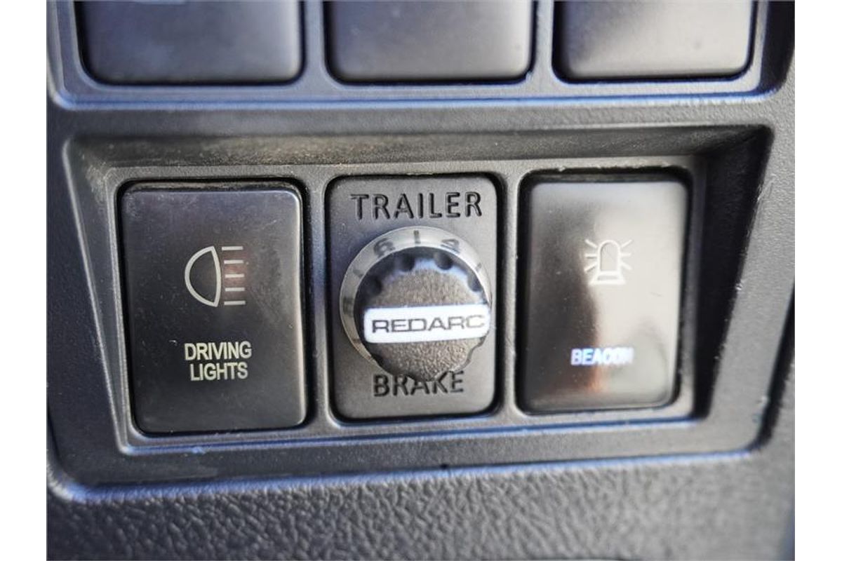 2018 Toyota Hilux SR GUN126R 4X4