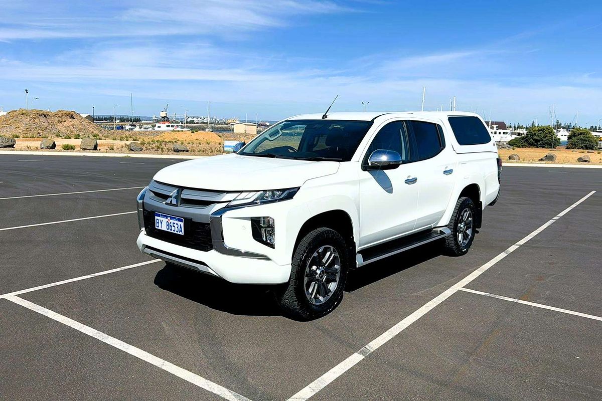 2022 Mitsubishi Triton GLS MR 4X4