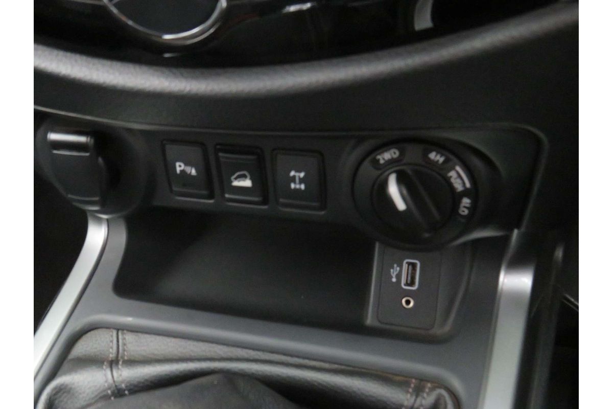 2022 Nissan Navara ST-X D23 4X4