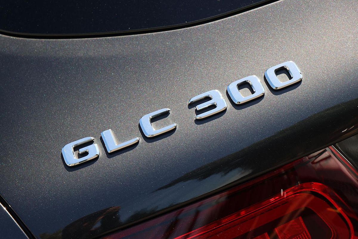 2021 Mercedes-Benz GLC-Class GLC300 X253