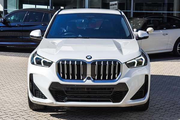 2023 BMW X1 xDrive20i U11