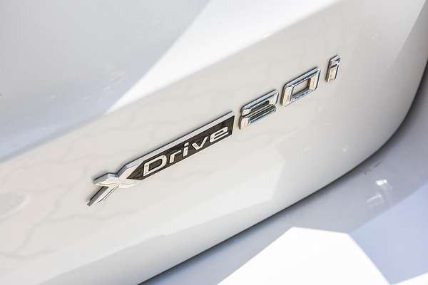 2023 BMW X1 xDrive20i U11