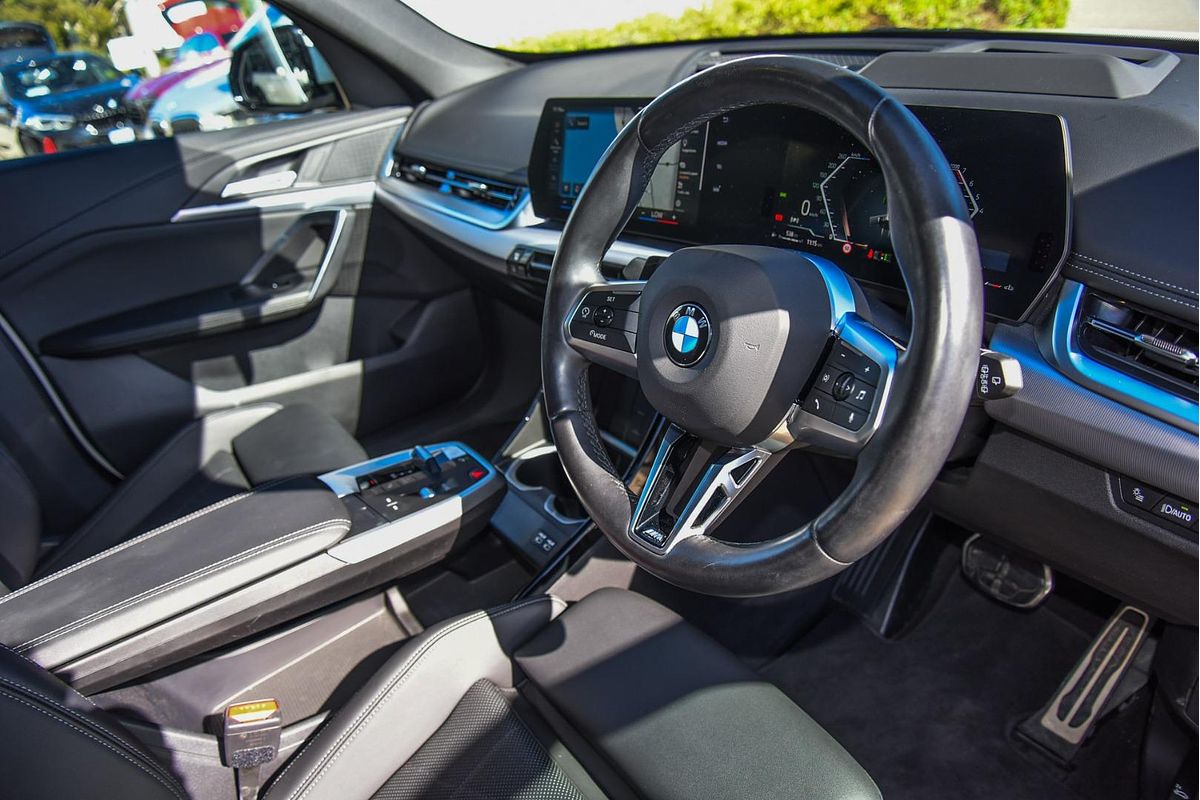 2023 BMW X1 xDrive20i U11