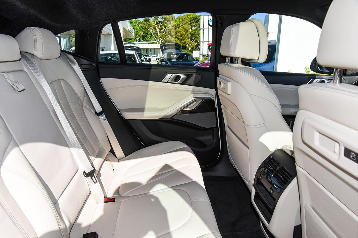 2020 BMW X6 xDrive40i M Sport G06