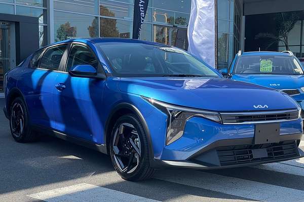 2025 Kia K4 Sport CL4m