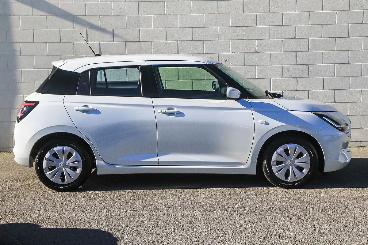 2024 Suzuki Swift Hybrid UZ