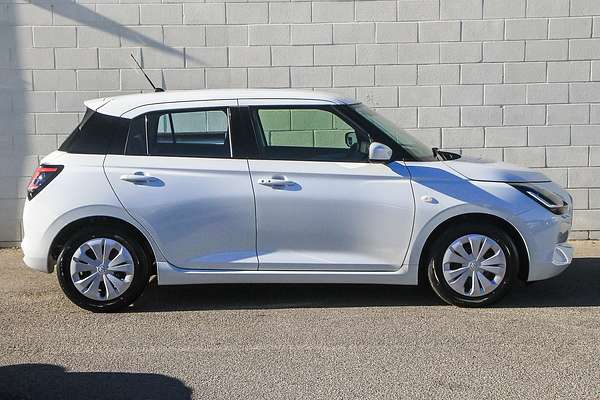 2024 Suzuki Swift Hybrid UZ