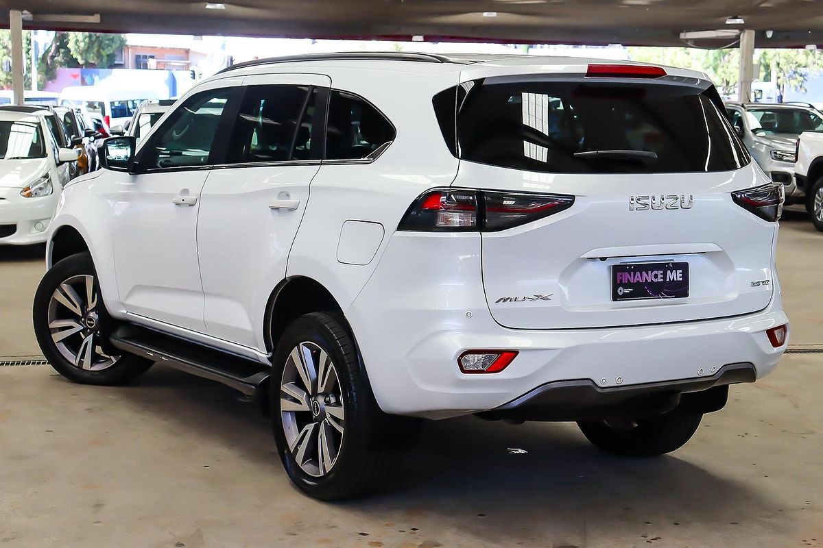 2023 Isuzu MU-X LS-T