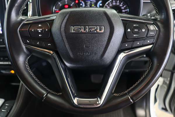 2023 Isuzu MU-X LS-T