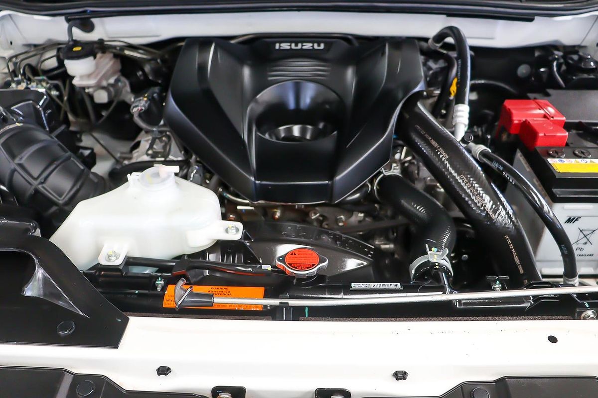 2023 Isuzu MU-X LS-T