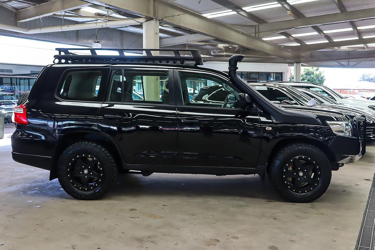 2020 Toyota Landcruiser GX VDJ200R