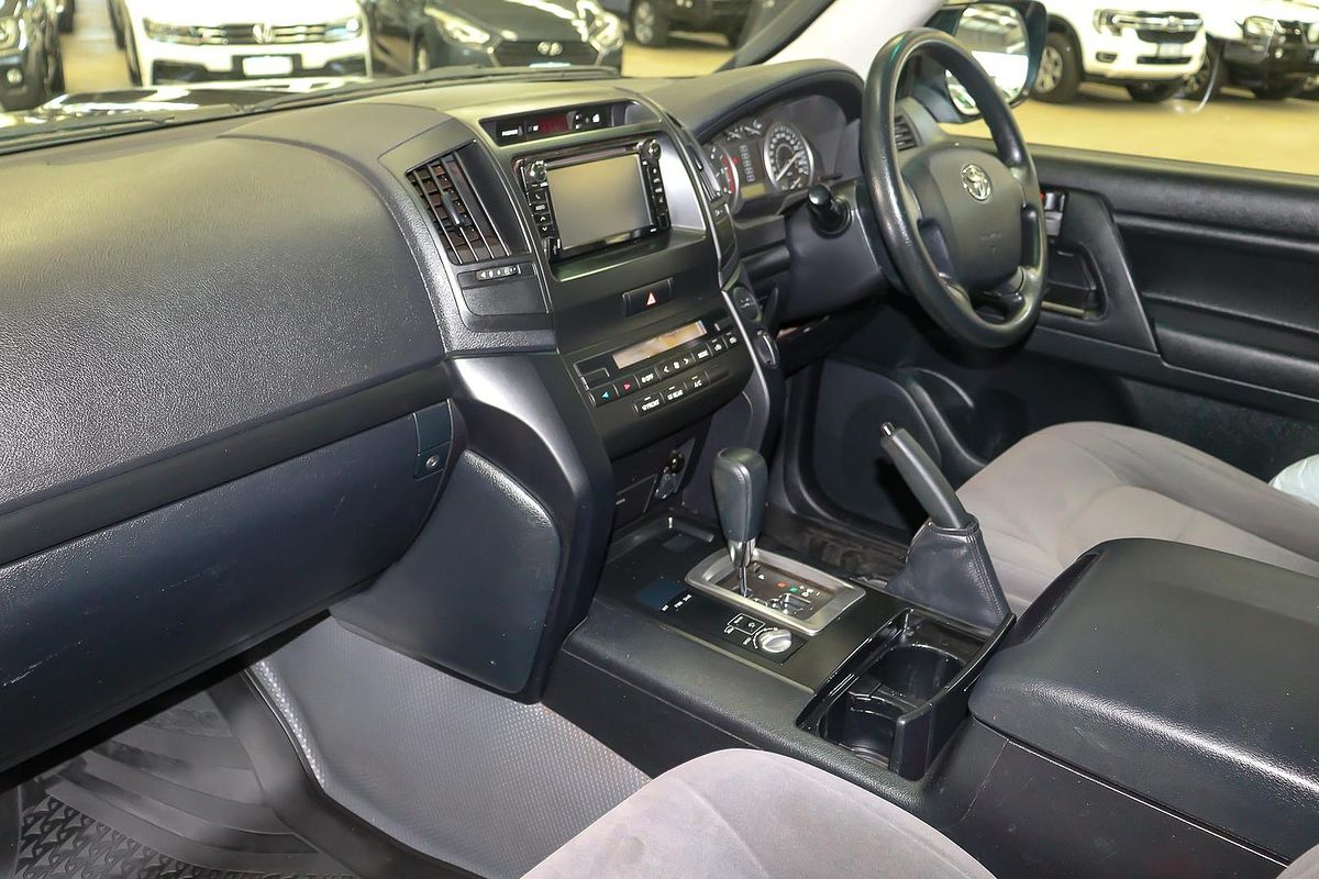 2020 Toyota Landcruiser GX VDJ200R