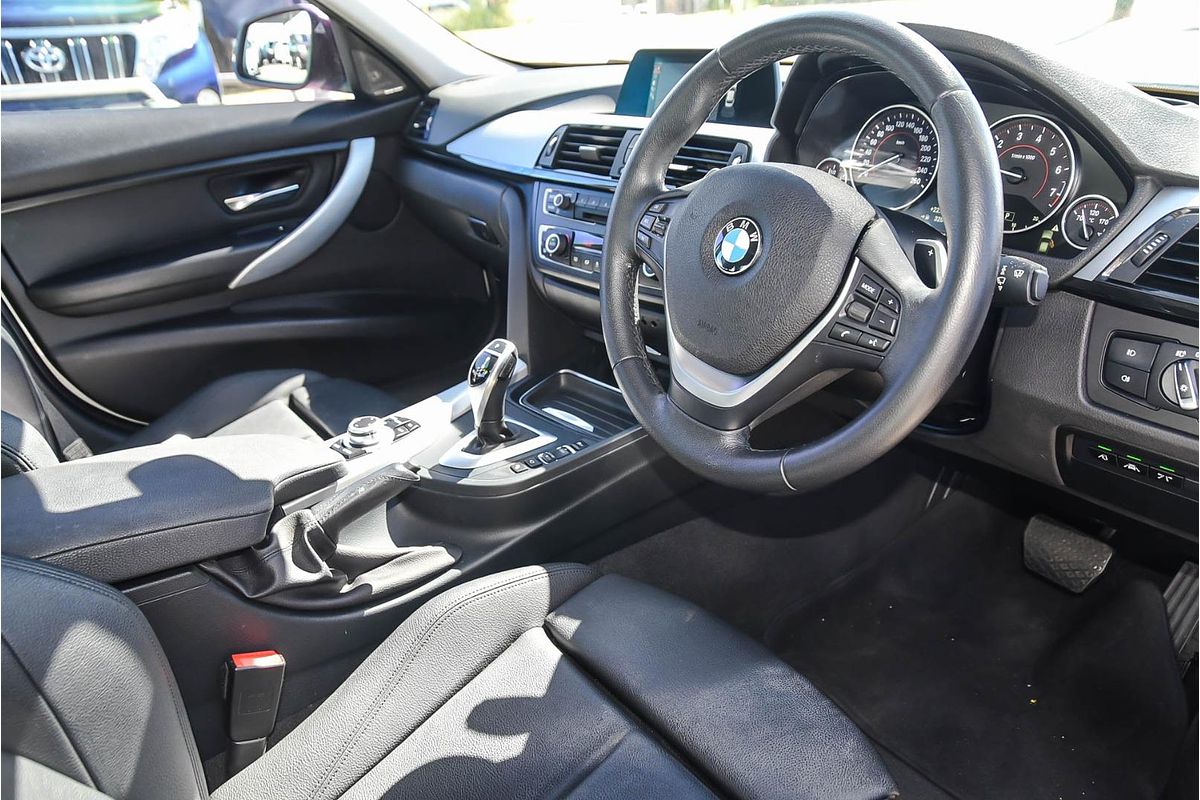 2014 BMW 3 Series 320i F30