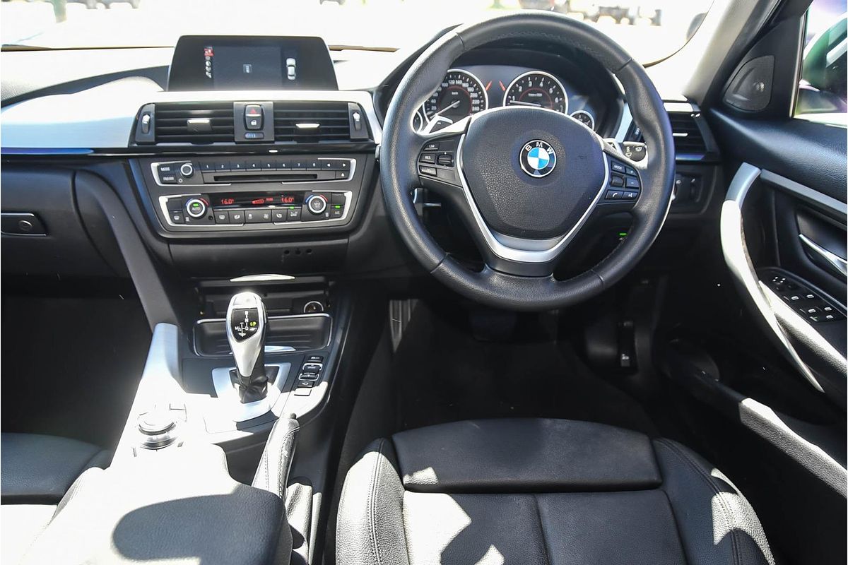 2014 BMW 3 Series 320i F30