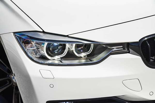 2014 BMW 3 Series 320i F30